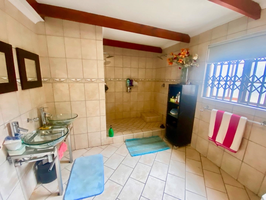 3 Bedroom Property for Sale in Joostenbergvlakte Western Cape